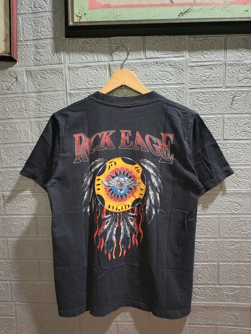 ROCK EAGLE (Category: Activewear) located in Calabanga. Submitted by just-thrift (Listing ID 1470698262, Image 2). Description: ROCK EAGLE ‎SINGLE STITCH ‎GOOD CONDITION ‎COLOR RATE: 9/10 ‎DIMES:19/25 DM ME SA IBANG DETAILS ‎.