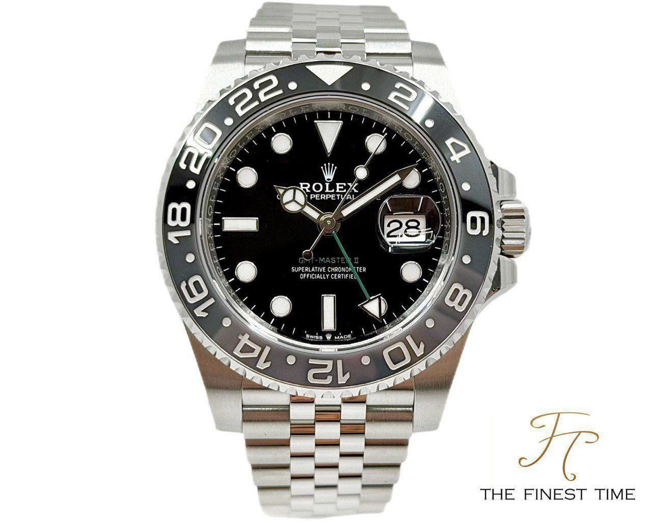 Rolex GMT-Master II 126710GRNR Bruce Wayne Jubilee 126710GRNR Jubilee Bruce Wayne 126710 _ March 2025 (Category: Watches) located in Singapore. Submitted by thefinesttime (Listing ID 1470583695, Image 1). Description: Model: Rolex GMT-Master II Reference: 126710GRNR Case Diameter: 40MM Dial Color: Black Material: Steel Bezel Material: Ceramic Bracelet Material: Steel Series: Alphanumeric New or Used: Used Box & Paper: Yes,full set Date of Purchas