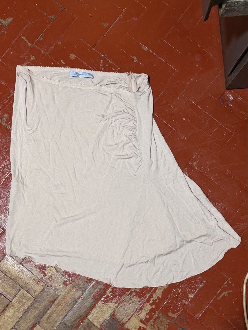 Romantic flowy Blumarine Skirt (Category: Skirts) located in Manila. Submitted by angelconscious (Listing ID 1470717269, Image 1). Description: Rare piece, price is negotiable No issues, Good as new, fabric is very light, not sheer but feels sheer, very flowy fabric, super bella hadid vibeee Fits medium large better.