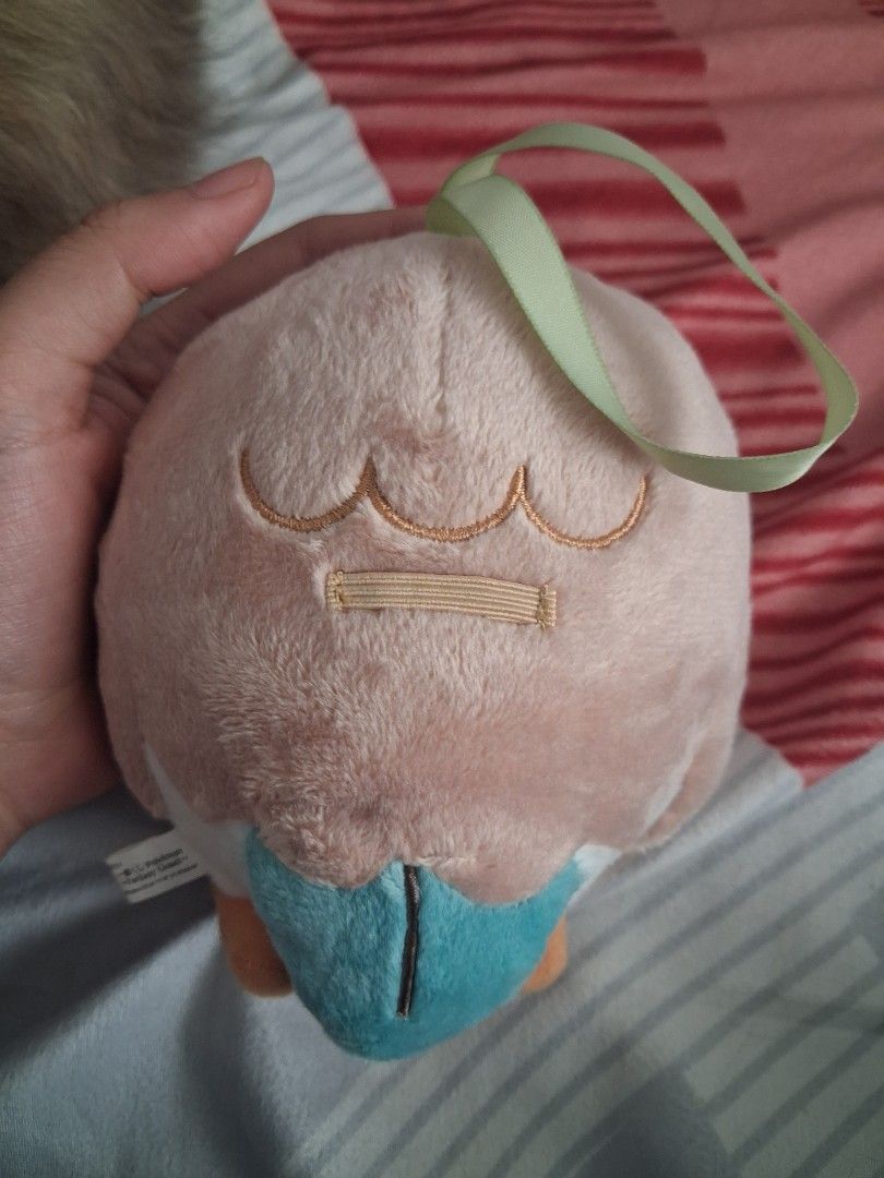 Rowlet Pokemon Plush Charm (Category: Plushies & Soft Toys) located in Aguinaldo. Submitted by shrimpytrinkies (Listing ID 1470567973, Image 2). Description: Pm 4 more details Sf to be shouldered by buyer.