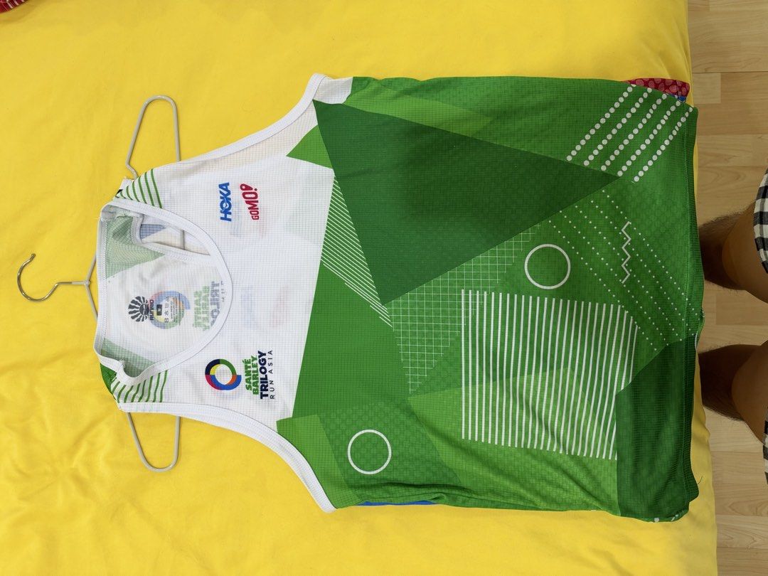 Runrio Singlet 2025 Medium (Category: Activewear) located in Quezon City. Submitted by sergioongjr (Listing ID 1470670015, Image 2). Description: 350 each.