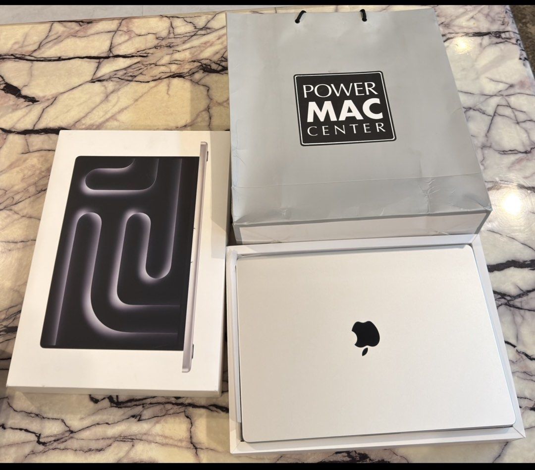 RUSH! MacBook Pro 16 M3 Pro Laptop (Category: Laptops & Notebooks) located in Makati City. Submitted by beyond199 (Listing ID 1470702189, Image 3). Description: Hi! I am selling my like new Apple MacBook Pro 16 M3 Pro Laptop in Silver for 85,995 pesos only. NO SWAPPING. FIXED PRICE. 18GB RAM / 512GB SSD / 16” M3 Pro / Silver Variant Item is in like new condition. No dents. No issues. Very smooth as it was used indoors rarely. Originally purchased