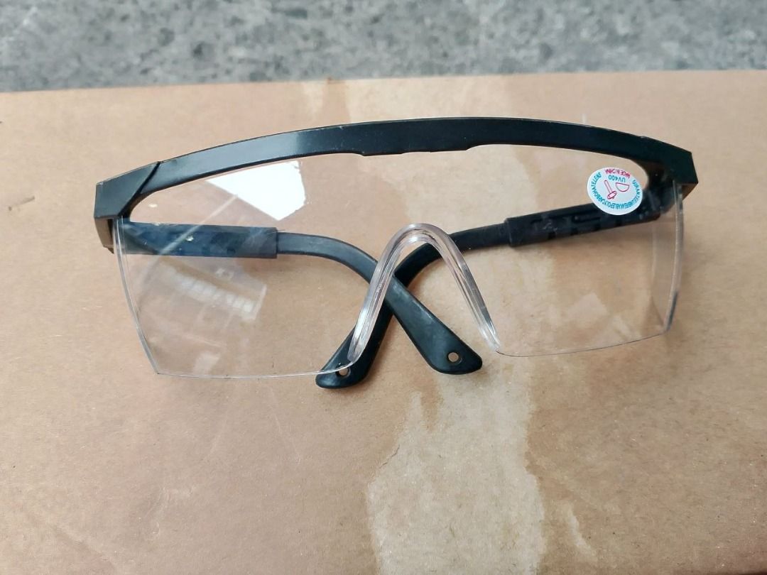 Safety goggles (Category: Everything Else Others) located in Manila. Submitted by 09171479278_elsie. (Listing ID 1470579717, Image 3). Description: Safety goggles.