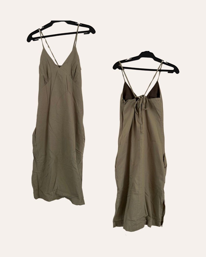 Sage Green Sleeveless Dress (Category: Dresses) located in Paranaque City. Submitted by jackie.g (Listing ID 1470596705, Image 2). Description: Sage green sleeveless dress Fits XS to S Bought in Bangkok but never worn No brand.