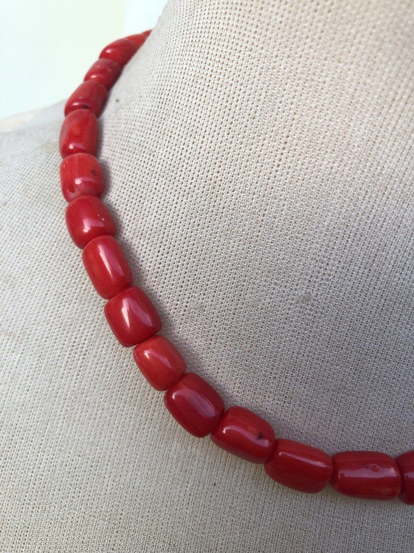 Sale real red corals necklace (Category: Necklaces) located in Manila. Submitted by anneverz (Listing ID 1470638356, Image 3). Description: Real Red coral Sale !!! Pure silver lock .