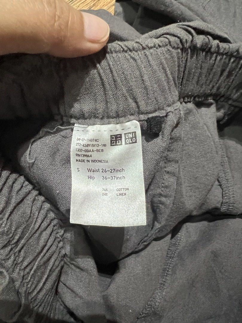 SALE‼️UNIQLO short (Category: Shorts) located in San Jose del Monte. Submitted by senorita_wella (Listing ID 1470689873, Image 3). Description: .