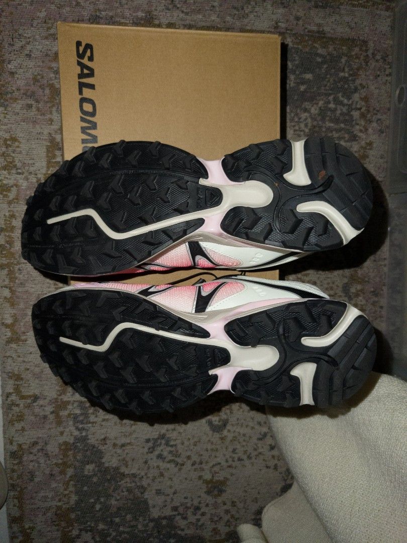 Salomon XT-Whisper Fairy Tale (Category: Sneakers) located in Santa Rosa. Submitted by gelojavierr (Listing ID 1470619795, Image 3). Description: Salomon XT-Whisper Fairy Tale US M 11 w/ OG box Used once.