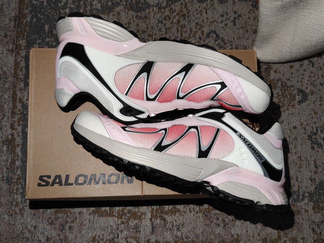 Salomon XT-Whisper Fairy Tale (Category: Sneakers) located in Santa Rosa. Submitted by gelojavierr (Listing ID 1470619795, Image 2). Description: Salomon XT-Whisper Fairy Tale US M 11 w/ OG box Used once.
