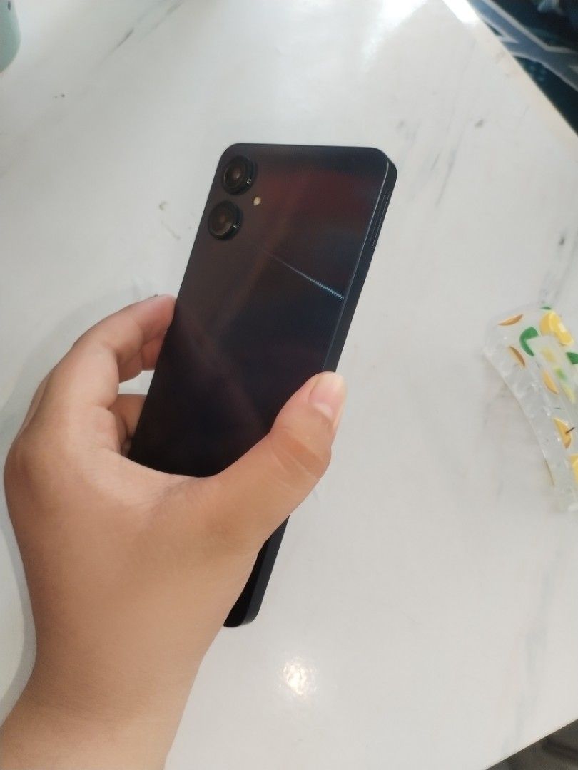 Samsung A06 64GB 4G LTE Smart Phone (Category: Samsung) located in Manila. Submitted by ziegfrix-pintes (Listing ID 1470676590, Image 3). Description: Just selling my old phone, Phone only, and Case. Price Slightly Negotiable.