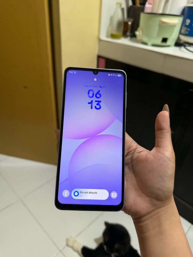 Samsung A07 5G (Category: Samsung) located in Manila. Submitted by christinecleokim (Listing ID 1470654763, Image 1). Description: Samsung A07 128GB 5G Forsale: Samsung A07 1285G -good for gaming -nice camera -comes w box and case only! -first owner -rfs: too many phones -local variant -w finger print -no issue and no repair all parts original 6,000 Pinagbuhatan Pasig (pick up &lalamove only).