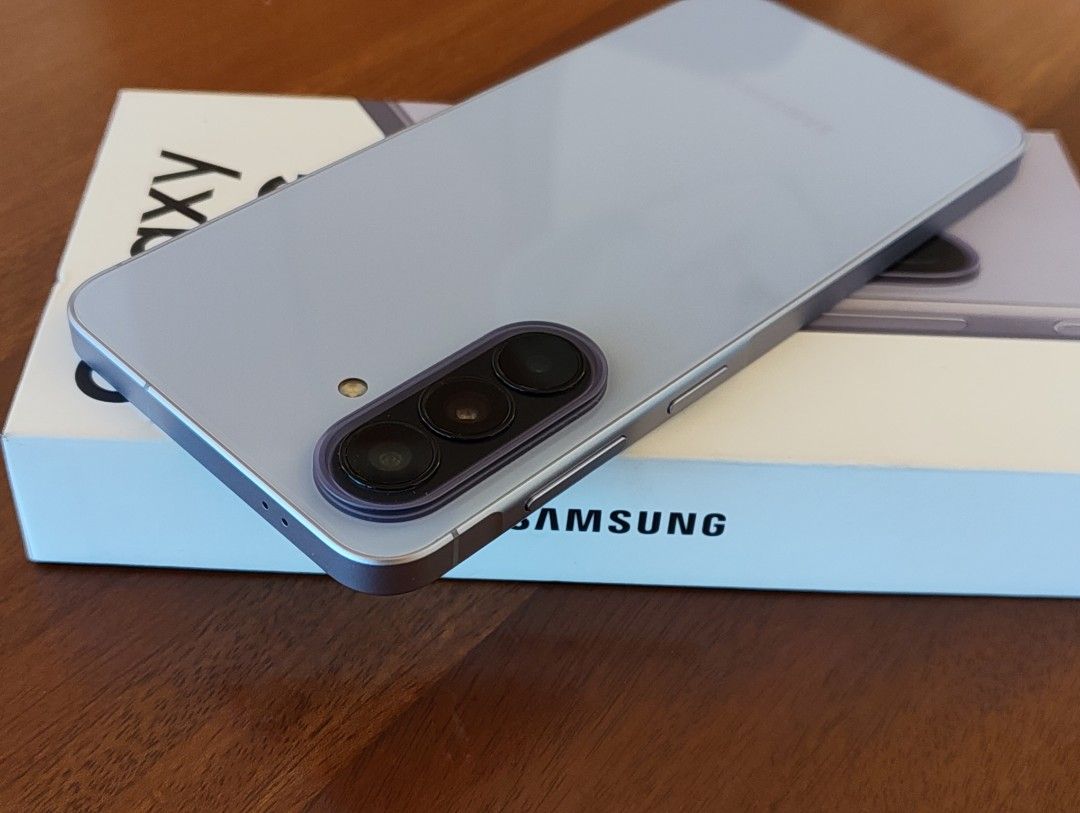 Samsung A57 5g 8/256gb (Category: Samsung) located in Marikina City. Submitted by dmichael00 (Listing ID 1470731930, Image 2). Description: For sale or swap Samsung A57 5g 8/256gb actual pic's posted 99% smooth with tampered glass instaled open line both sim ntc approved under warranty till next year jo defects check all you want package usb case box manuals For meetups only .