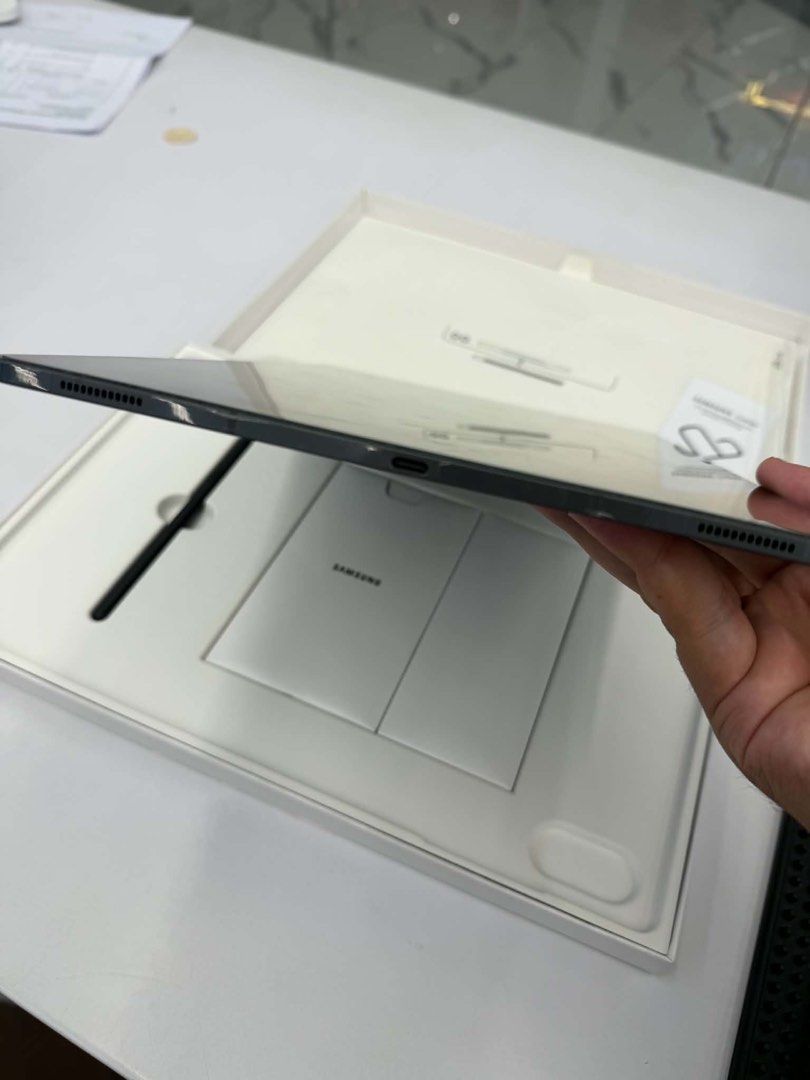 Samsung Tab S9 Ultra 5G 512GB (Category: Android) located in Manila. Submitted by paonorbert64949 (Listing ID 1470682186, Image 3). Description: Samsung Tab S9 Ultra 5G 512gb Complete Box Manuals Unused Type C cable With S Pen Some Sides still has protective film Also with Tempered Glass installed No issue Unli Check Slight Nego Taal Batangas Loc Makati by Sched.