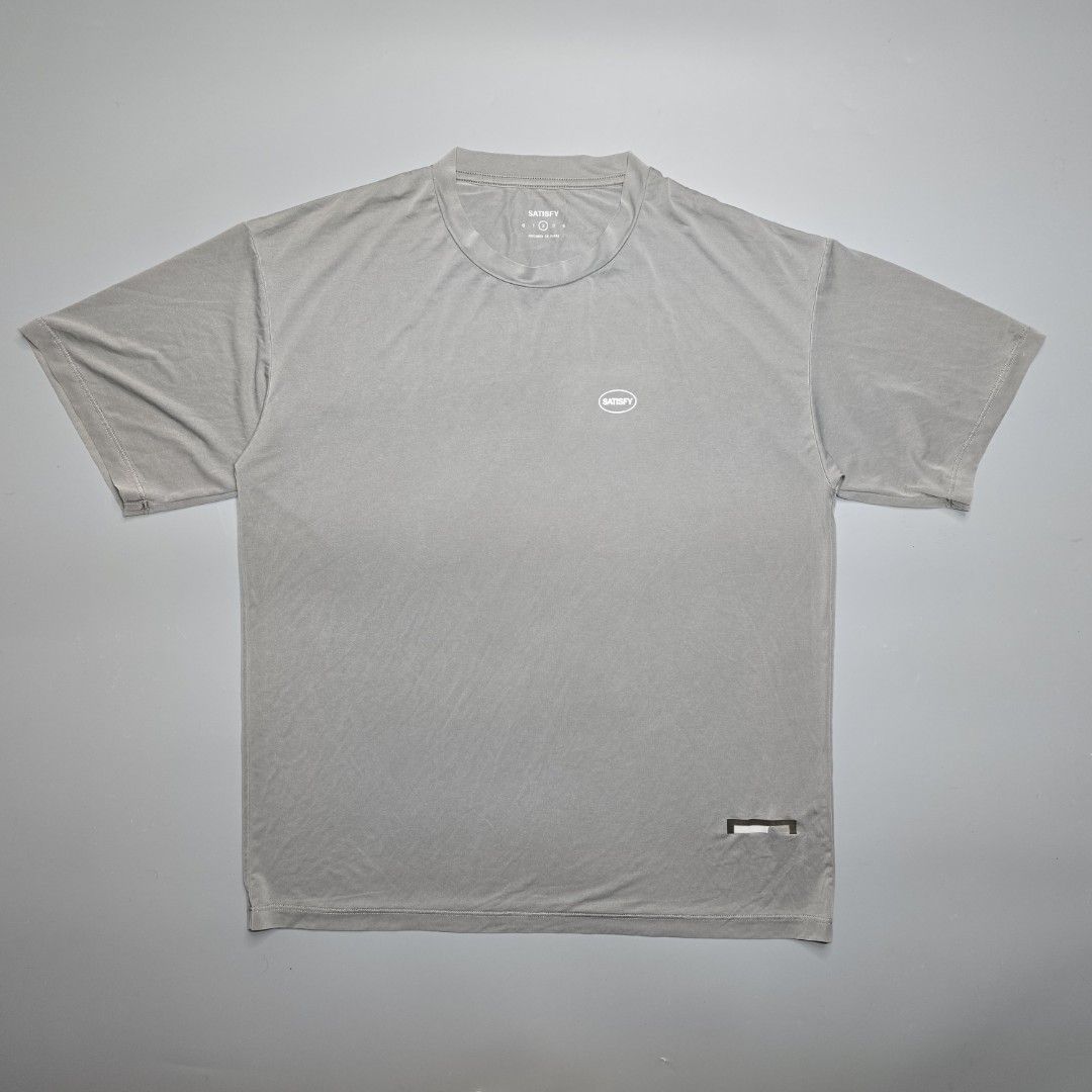Satisfy - Auralite T-Shirt (Category: Activewear) located in Malabon City. Submitted by buynflex (Listing ID 1470671170, Image 1). Description: Satisfy AuraLite Short Distance T-Shirt Size 2 Dimensions: W 23 x L 28 Used Good Condition.