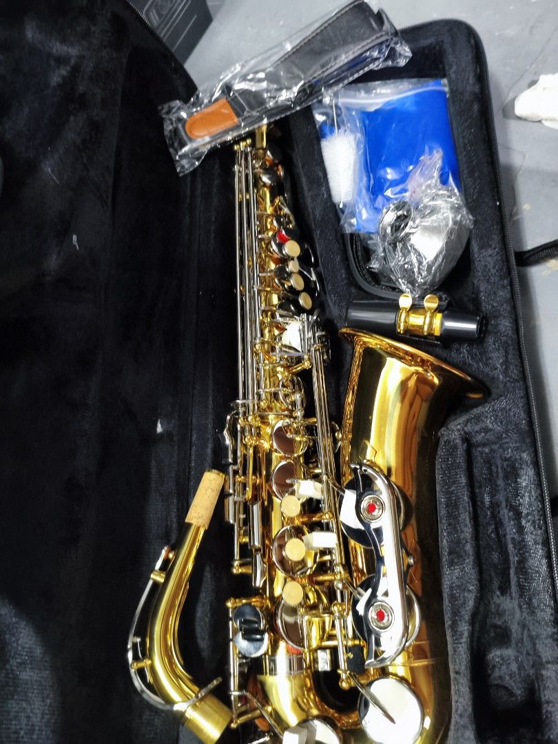 Saxophone Alto E key complete w/ case bnew (Category: Musical Instruments) located in Cavite. Submitted by cappfinds86177 (Listing ID 1470722985, Image 2). Description: bnew pickup or cod lalamove.
