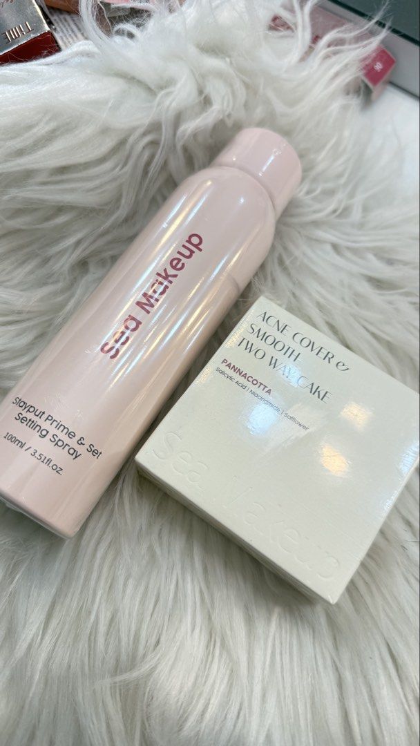 SEA MAKEUP setting spray & blurring powder (Category: Makeup) located in Taguig. Submitted by ella_cat01 (Listing ID 1470626696, Image 1). Description: orig price 600+ brand new, sealed, setting spray & blurring powder.