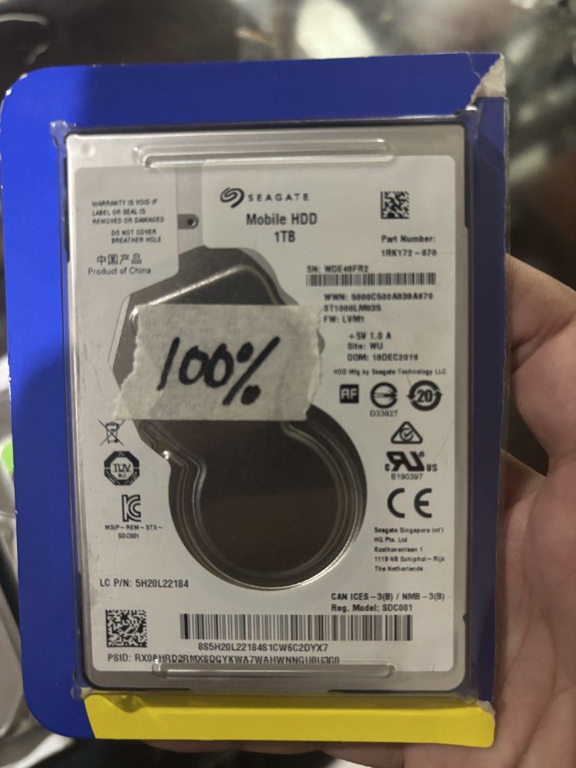 Seagate Barracuda 1TB and Mobile HDD 1TB (Category: Hard Disks & Thumbdrives) located in Pasay City. Submitted by denzdenz08 (Listing ID 1470735296, Image 3). Description: Seagate hardisk 1tb 2pcs - 3"5 1pc - 2"5 all good health 100% 1,000 each 2,700 take all 3pcs pick up - leveriza malate manila pwede lalamove sagot nyo fee message me or txt 09- 950467720.