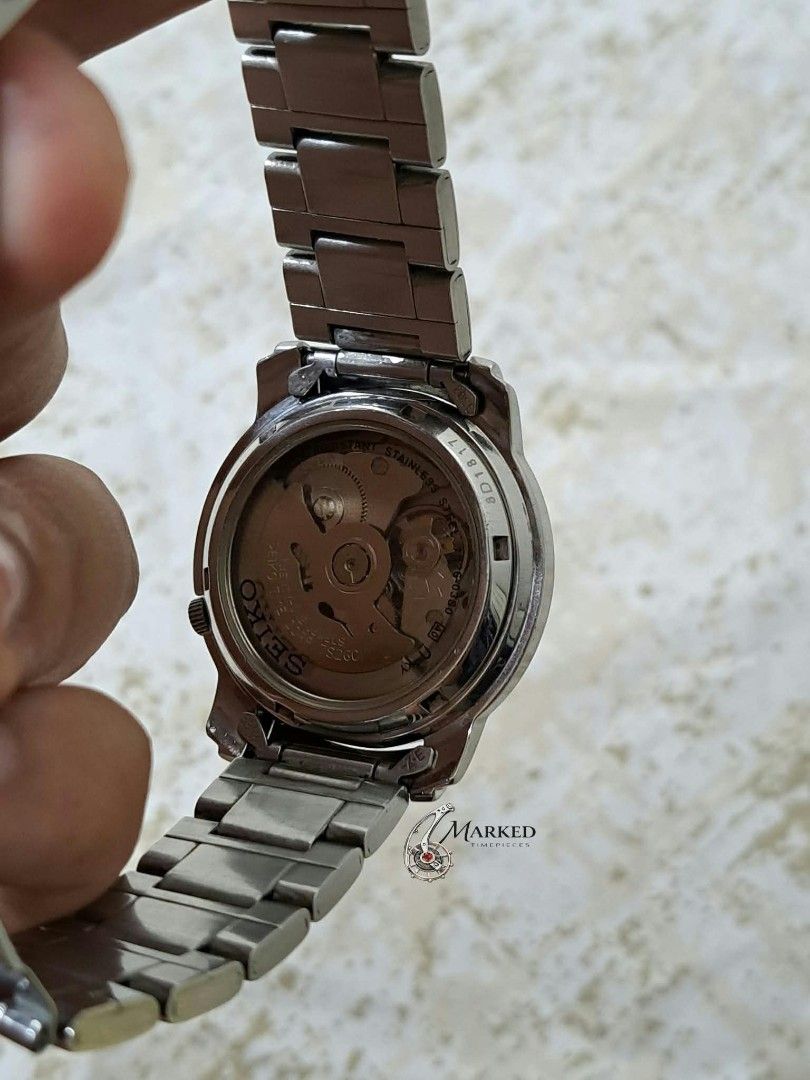 Seiko 5 Automatic SNKL75K1 (Category: Men's Watches) located in Manila. Submitted by lucio26 (Listing ID 1470733114, Image 2). Description: 🔥 Seiko 5 Automatic Silver Dial SNKL75K1 | 7S26-03S0 📌 DETAILS • Model: Seiko 5 SNKL75K1 • Case Code: 7S26-03S0 • Serial Number: 8D1817 • Movement: Seiko Cal. 7S26 Automatic • Jewels: 21 • Case Size: Approx. 37-38mm • Dial: Silver-white dial with applied hour indices and an outer minute track • Hands & Hour