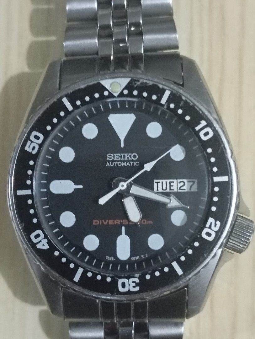 Seiko auto med divers (Category: Men's Watches) located in Las Pinas. Submitted by quick_deals_great_finds2 (Listing ID 1470675120, Image 2). Description: Original 7s26 seiko mechanism 38mm medium fits wrist 7 inches Fully functional keeps time.