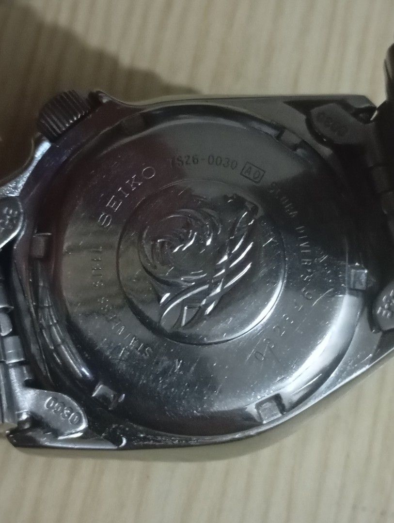 Seiko auto med divers (Category: Men's Watches) located in Las Pinas. Submitted by quick_deals_great_finds2 (Listing ID 1470675120, Image 3). Description: Original 7s26 seiko mechanism 38mm medium fits wrist 7 inches Fully functional keeps time.