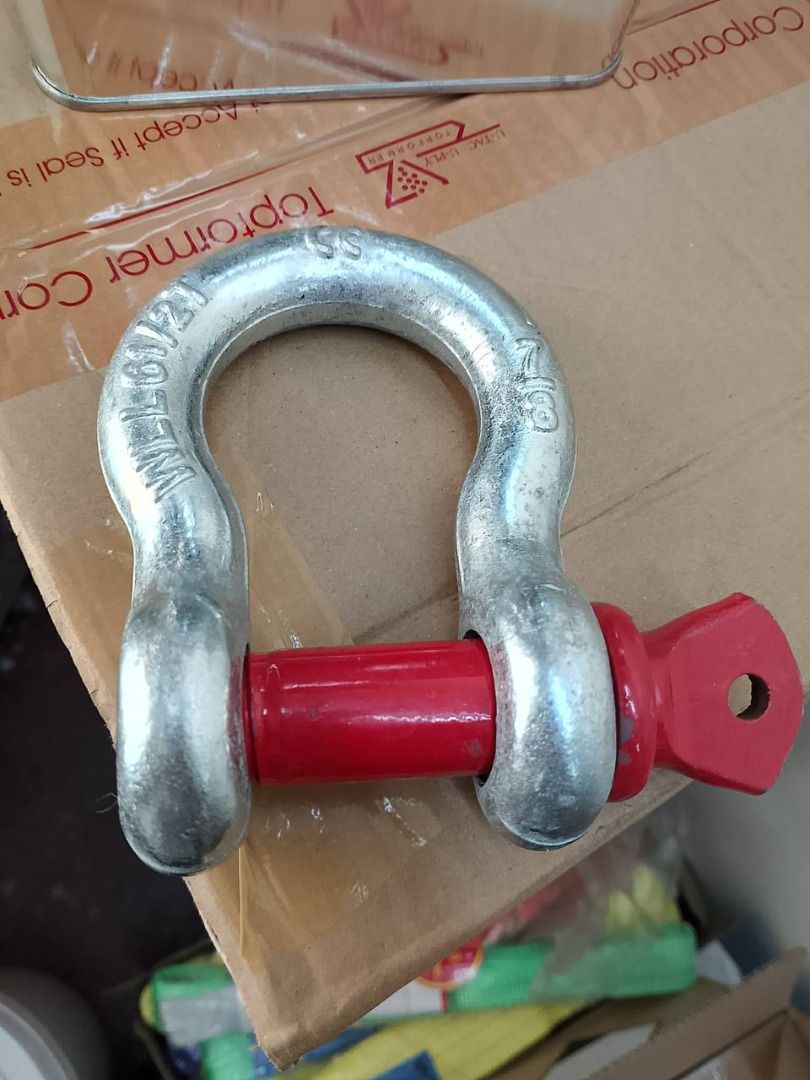 Shackle Screw Pin Bow Type Specs: 1/2” x 2T (Category: Everything Else Others) located in Manila. Submitted by 09171479278_elsie. (Listing ID 1470580992, Image 3). Description: Shackle Screw Pin Bow Type Specs: 1/2” x 2T.