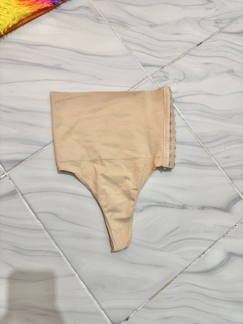 Shapewear Panty (Category: Undergarments & Loungewear) located in Bulacan. Submitted by archivesbyjanine (Listing ID 1470680263, Image 1). Description: Not used Adjustable Can fit xs-semi m.