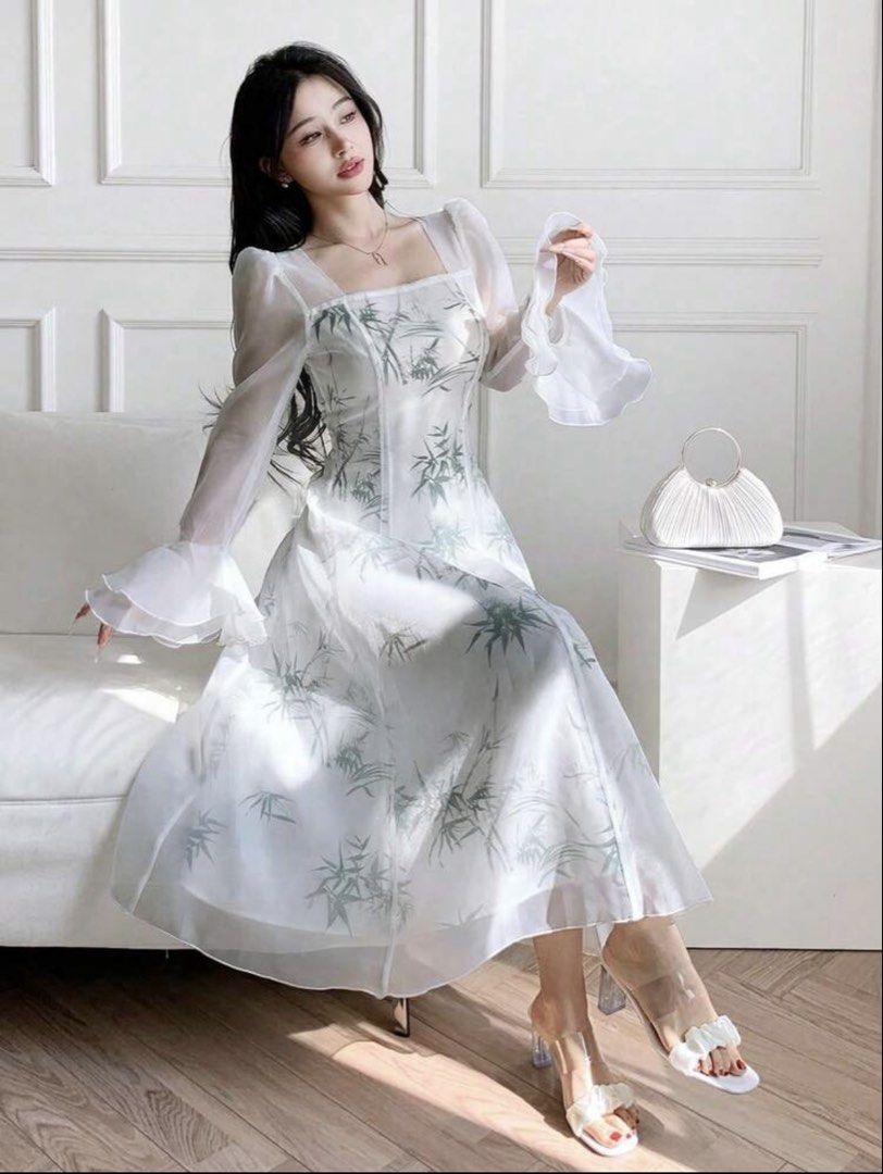 Shein Bamboo Print White Dress (Category: Dresses) located in Paranaque City. Submitted by kimchan15 (Listing ID 1470602563, Image 2). Description: W: 27.