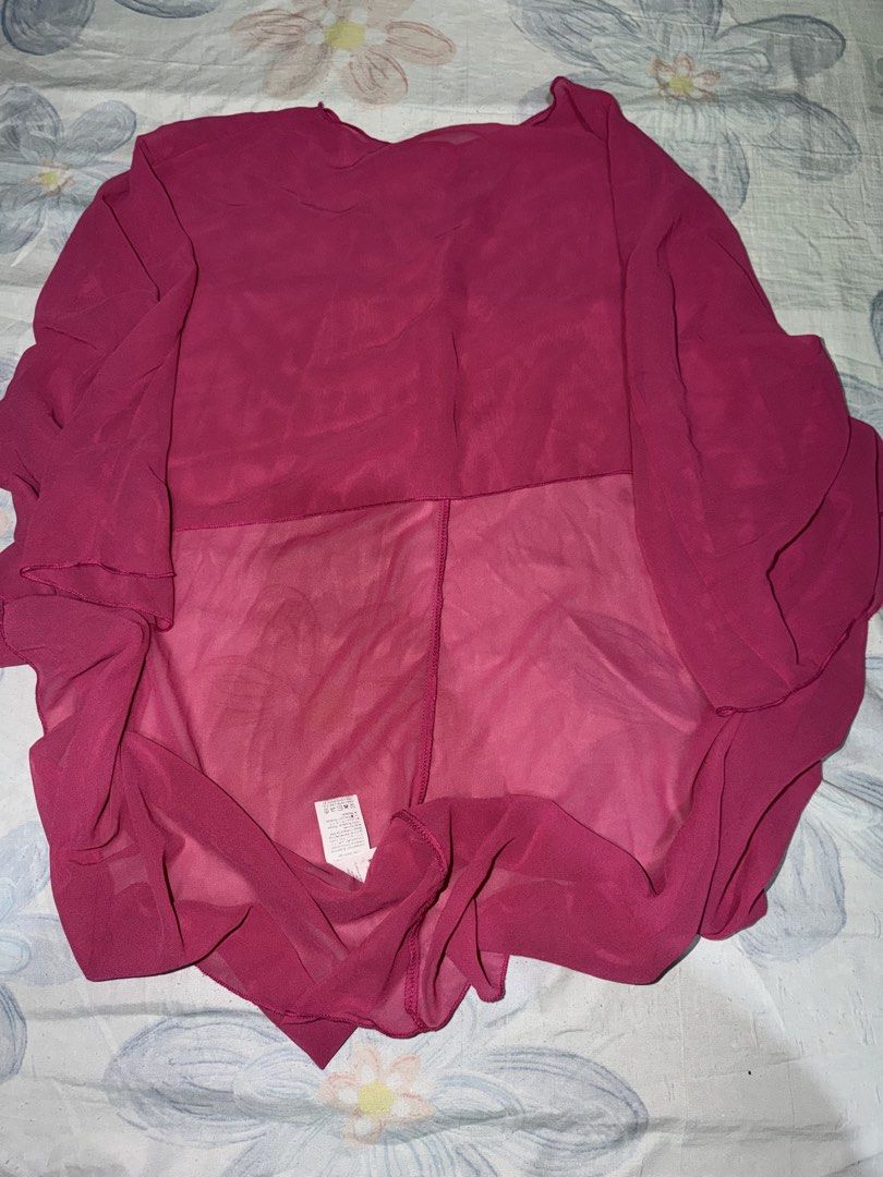 SHEIN PINK SHAWL (Category: Blouses) located in Makati City. Submitted by inxdnl (Listing ID 1470674733, Image 1). Description: CAN FIT TO 34 WAIST IN GOOD CONDITION NOT YET WORN NO DAMAGE OR FLAW CAN SEND WHEN WORN OR MEASUREMENT SHEIN BRAND.