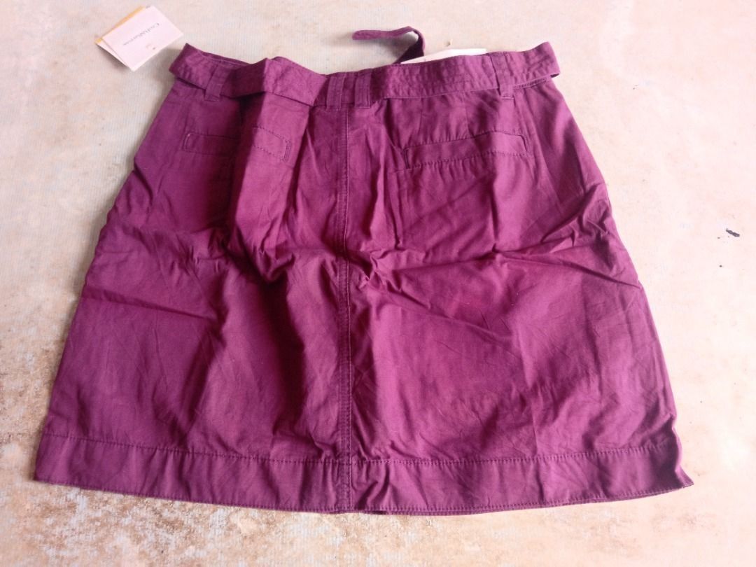 Shorts Skirt US BNEWTAG (Category: Shorts) located in Los Banos. Submitted by mania-62906 (Listing ID 1470594195, Image 2). Description: BNEWTAG. US small. Skirt and shorts combined.