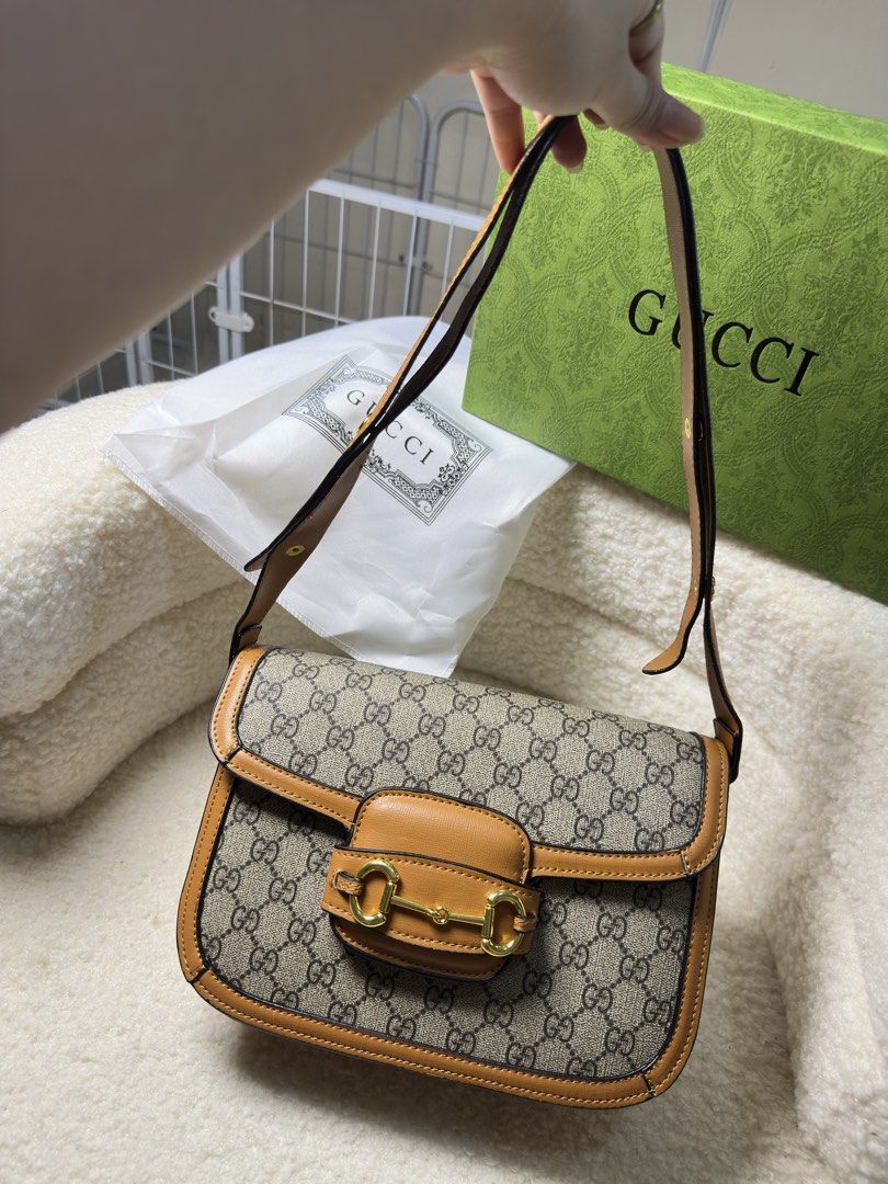 Shoulder Bag 2way Güccing (Category: Shoulder Bags) located in Binmaley. Submitted by amayscollections (Listing ID 1470644257, Image 1). Description: Sale coded in gamuza lining güccing 2way Bag wuth box and dustbag for only ₱799+sf payment first ₱869+sf cash on delivery 📍Pangasinan We Ship Nationwide🚚.