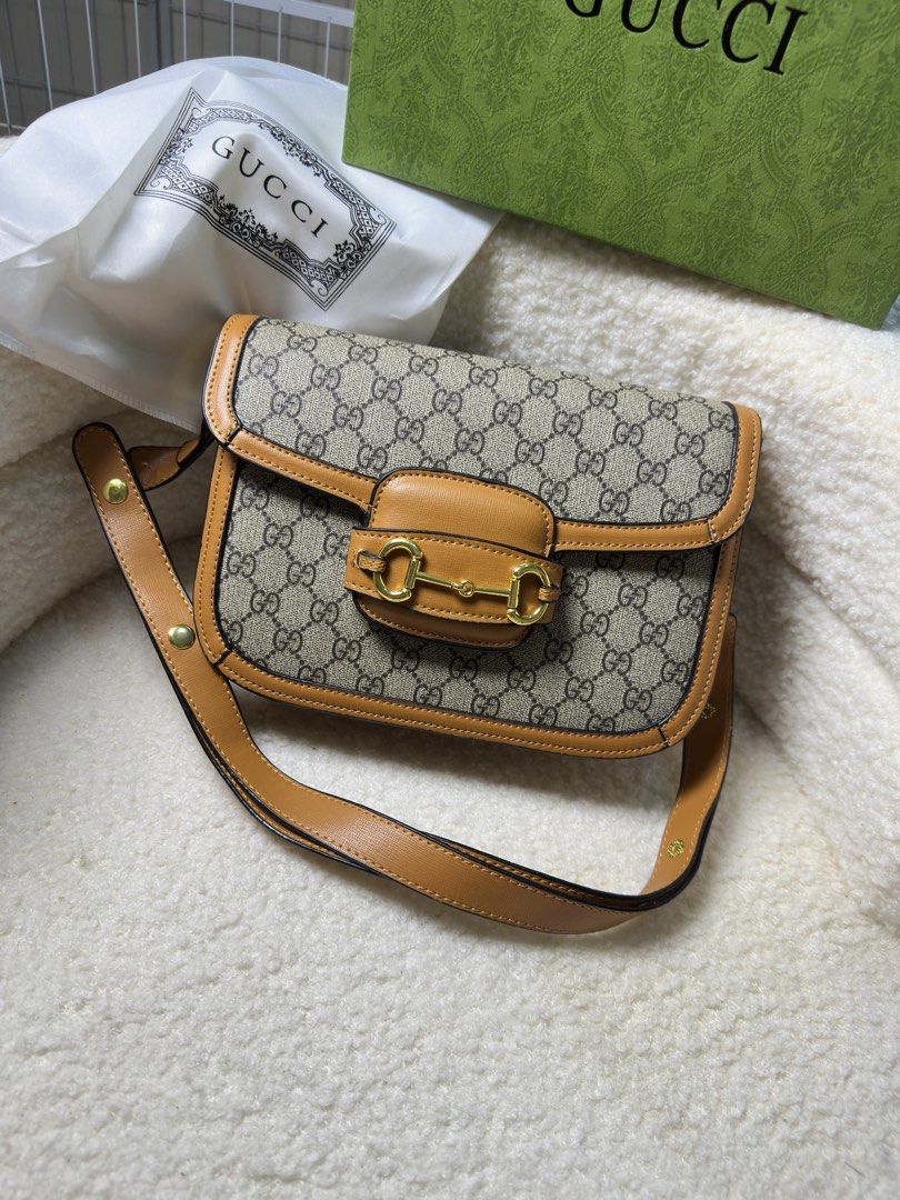Shoulder Bag 2way Güccing (Category: Shoulder Bags) located in Binmaley. Submitted by amayscollections (Listing ID 1470644257, Image 2). Description: Sale coded in gamuza lining güccing 2way Bag wuth box and dustbag for only ₱799+sf payment first ₱869+sf cash on delivery 📍Pangasinan We Ship Nationwide🚚.