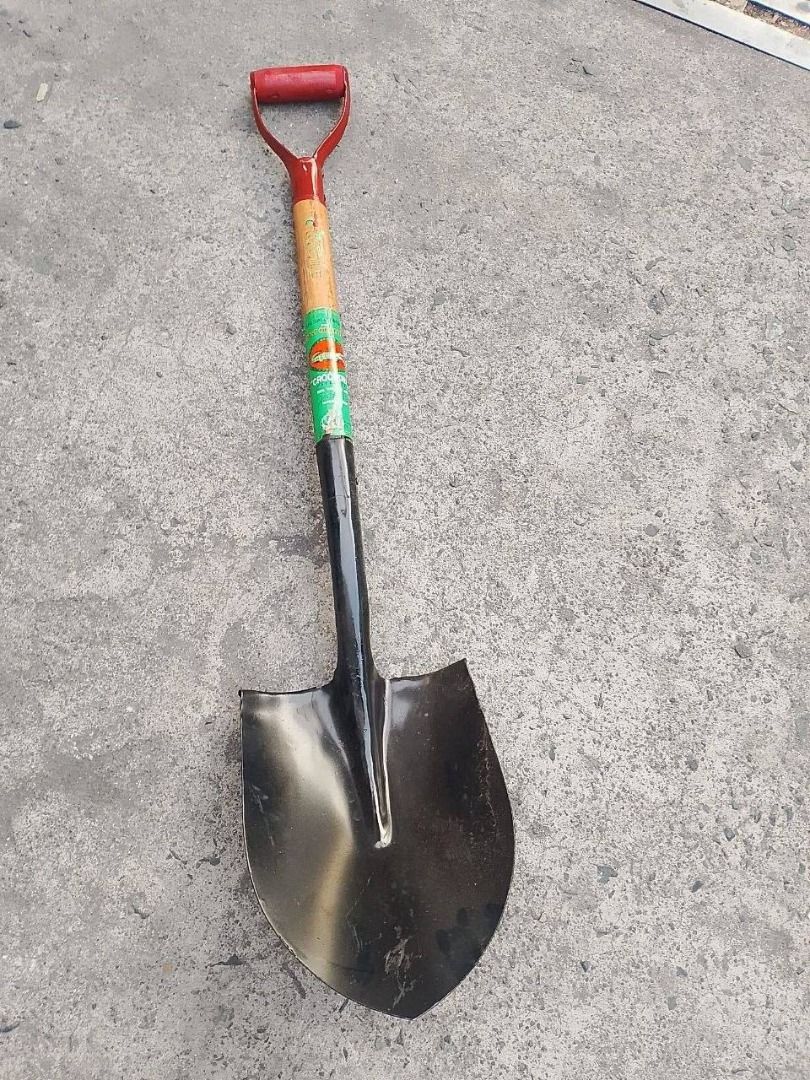 Shovel Specs: Pointed (Category: Everything Else Others) located in Manila. Submitted by 09171479278_elsie. (Listing ID 1470581524, Image 3). Description: Shovel Specs: Pointed.