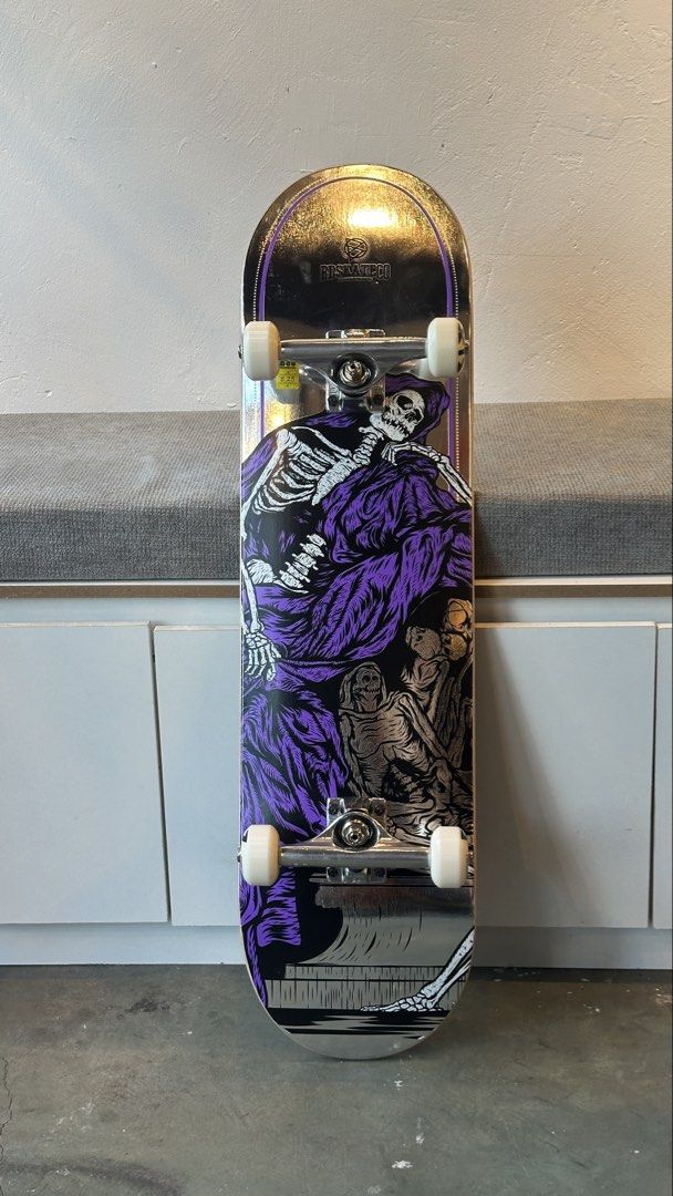 Skateboards Complete Skateboard Assorted Graphics (Category: Skates, Rollerblades & Scooters) located in Angeles City. Submitted by dhanlumanas (Listing ID 1470568309, Image 2). Description: - Complete skateboard setup, ready to ride right out of the box - Includes pre-attached trucks, smooth wheels, and clean metal hardware - Standard street skateboard shape with high-grip tape on top - Multiple stylish deck designs available: Nomad, BDSkateCo, 