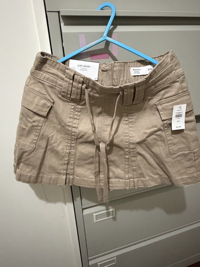 Skort (Category: Skirts) located in Paranaque City. Submitted by myluckyeight (Listing ID 1470705087, Image 1). Description: .