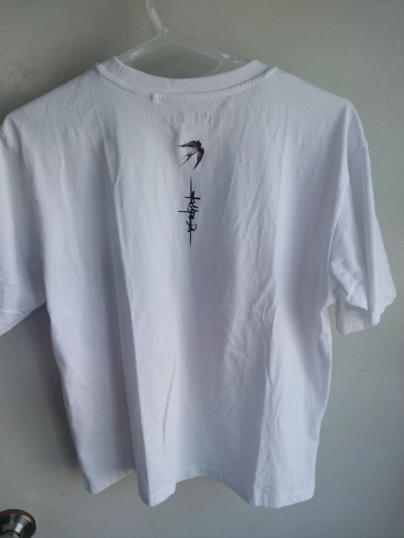 Skull panda uniqlo shirt (Category: Shirts) located in Bulacan. Submitted by chi.cheezi.choko (Listing ID 1470576147, Image 2). Description: size medium cotton fabric worn 5x.