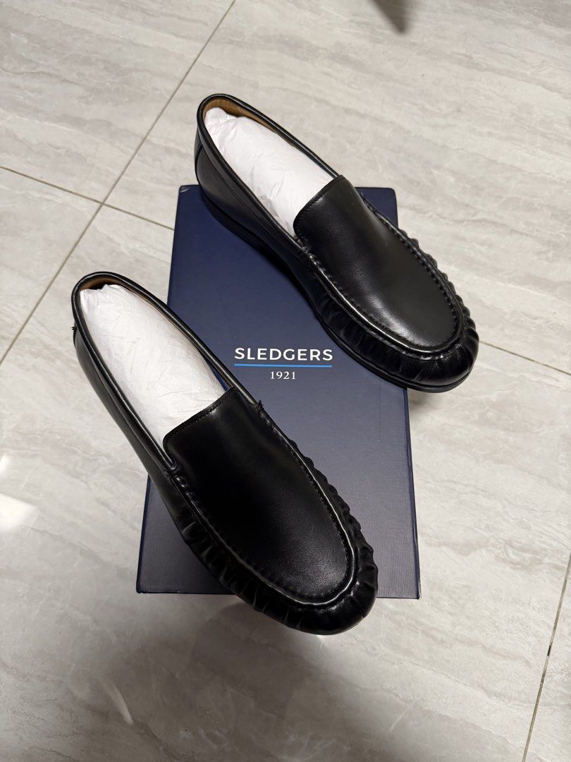 Sledgers Antoine Pleated Loafers (Category: Dress Shoes) located in Guiguinto. Submitted by kenaldrintorres (Listing ID 1470664390, Image 1). Description: - Brand: Sledgers - Model: Antoine Pleated Loafers - Color: Classic Black - Material: Genuine Leather - Style: Slip-on loafers with structured toe stitching - Condition: Brand new, never worn - Inclusions: Original paper stuffing inside both shoes and original blue storage box - Bought for ₱6,9