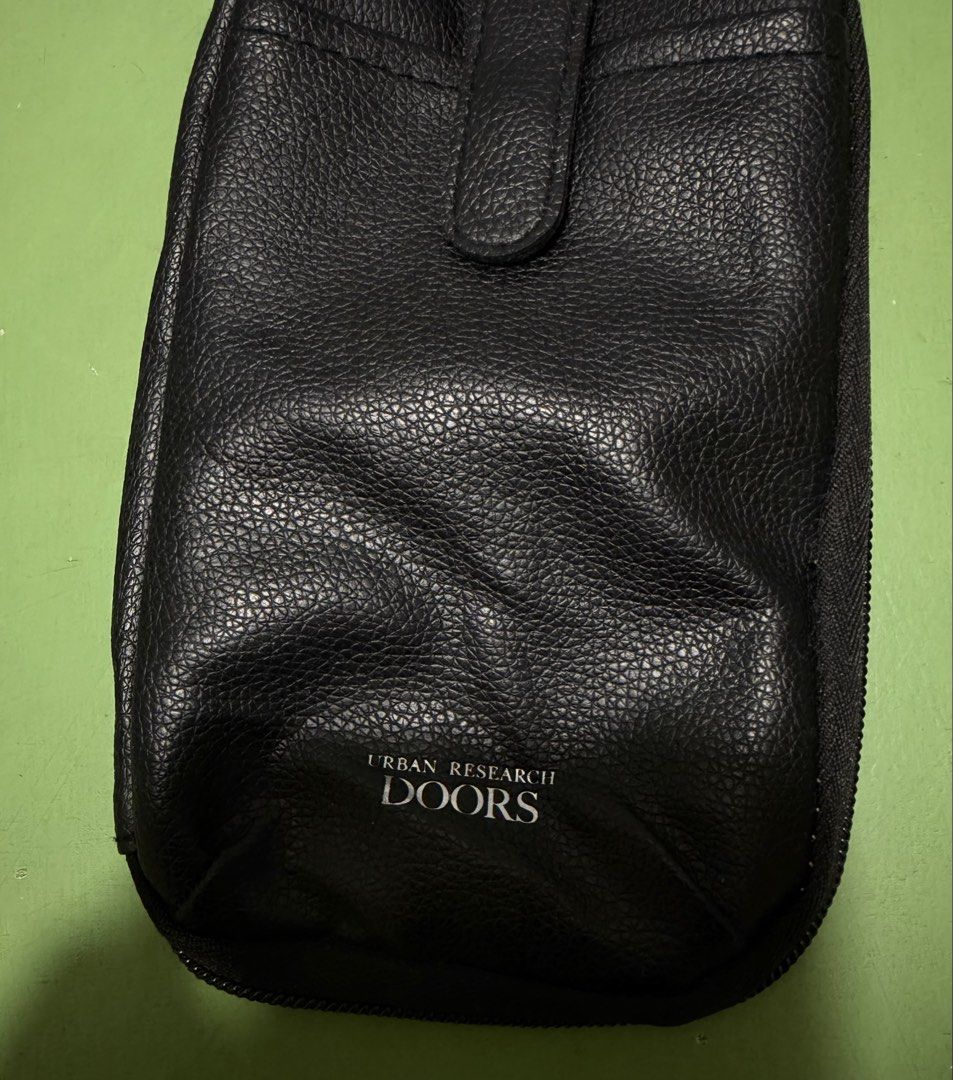 Sling Bag (Category: Shoulder Bags) located in Pasig City. Submitted by reyeslarry11740 (Listing ID 1470672861, Image 3). Description: For Sale Urban Research Doors Leather Sling Bag Black 4.8w x 7.7L Good as new No issue 600 plus ship only Payment 1st Pasig city.