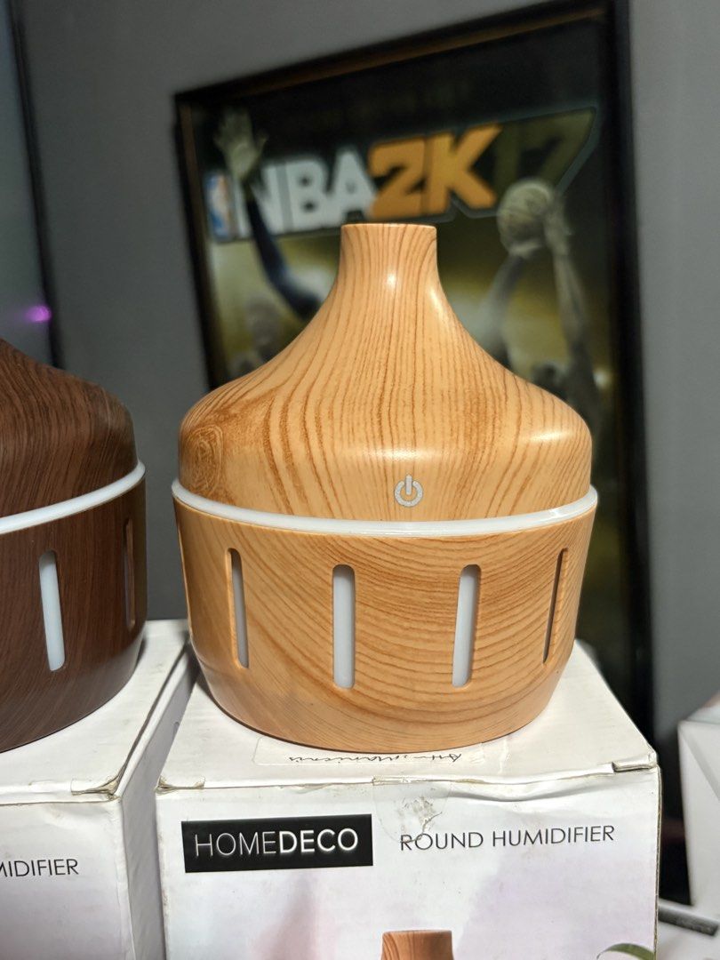 SM Decohomes Humidifiers (4pcs avail) (Category: Air Purifiers & Dehumidifiers) located in Manila. Submitted by hsanreii (Listing ID 1470737950, Image 3). Description: 2 brown 2 light brown.