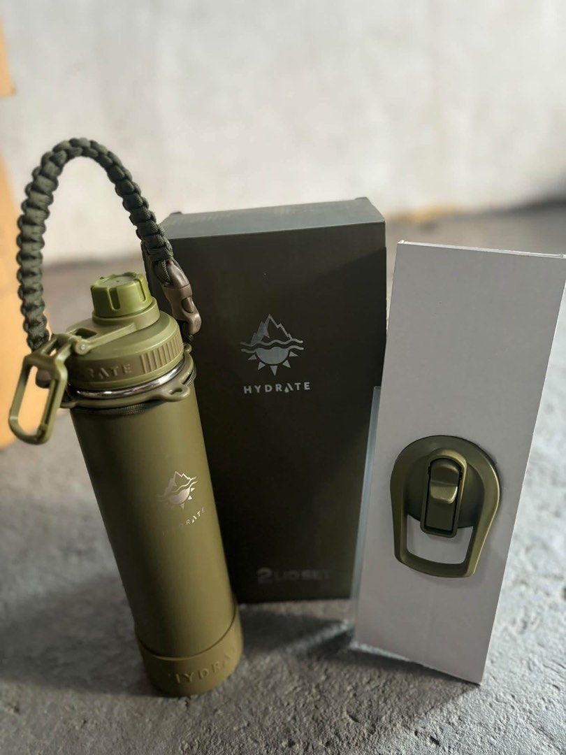 SM Hydrate Tumblers with extra lid (Category: Water Bottles & Tumblers) located in Manila. Submitted by hsanreii (Listing ID 1470737647, Image 1). Description: srp: ₱699 2 colors onhand army green navy blue.