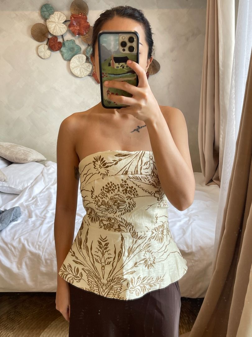 Something Elf Embroidered Peplum Top (Category: Sleeveless) located in Quezon City. Submitted by everythingmustgo__ (Listing ID 1470671920, Image 3). Description: Something Elf Embroidered Peplum Top (from BKK 🇹🇭) - brand new with tags - size: small - best fits: extra small to semi medium frames (my actual size is xs-s, when worn for reference only) ‼️ firm with price. low ballers will not be entertained ‼️.