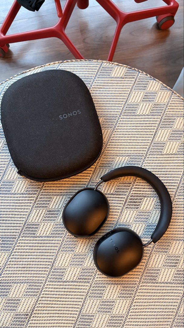 Sonos Ace Wireless Headphones with Case (Category: Headphones & Headsets) located in Taguig. Submitted by ij_dh (Listing ID 1470558478, Image 1). Description: - Sonos Ace Over-Ear Headphones - Condition: Fully working, minimal signs of wear on ear pads - Key Features: Active Noise Cancellation (ANC) & Spatial Audio - Inclusions: Original zippered hard shell carrying case with magnetic cable pouch.
