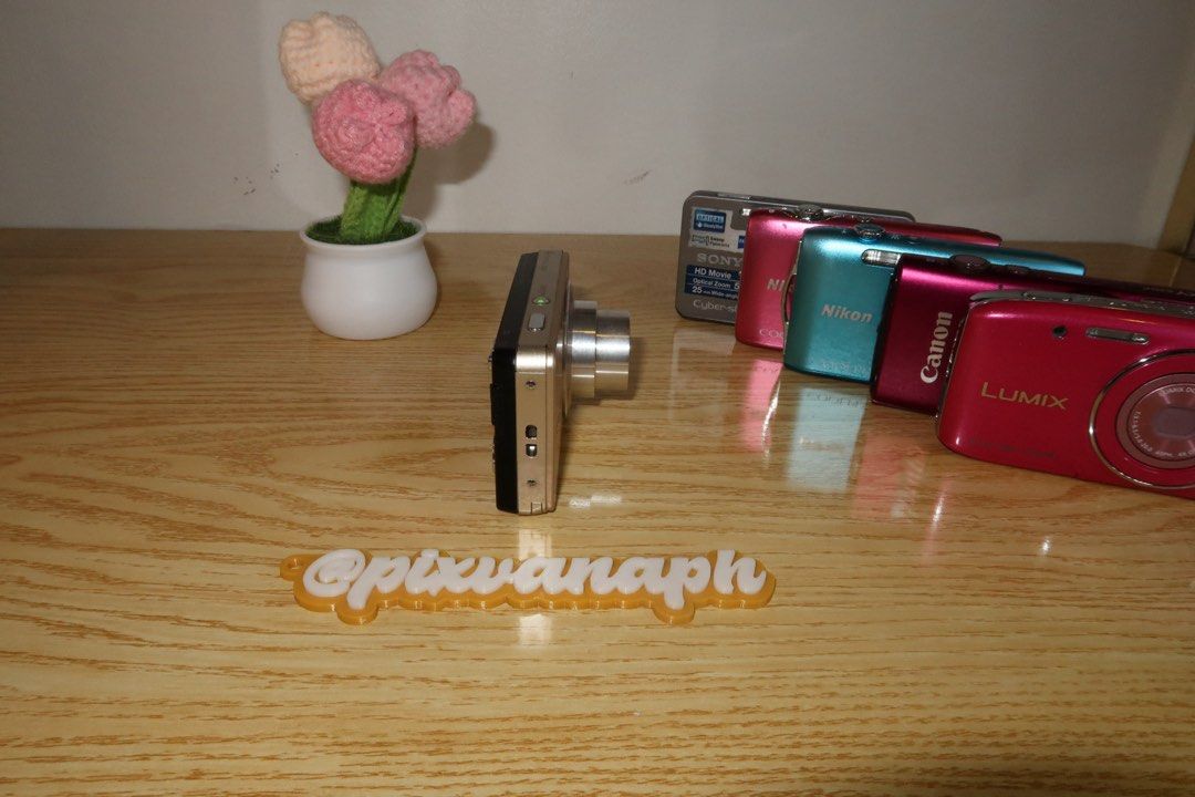 Sony Cybershot DSC-W350 (Category: Cameras) located in Quezon City. Submitted by pixvanaph (Listing ID 1470655101, Image 2). Description: (🦩) Sony Cybershot DSC-W350 [gold] price: ₱5,499 — 𝐀𝐕𝐀𝐈𝐋𝐀𝐁𝐋𝐄 𑣲 no functional issues, all working! 𑣲 14.1 megapixels, ccd sensor 𑣲 4x optical zoom 𑣲 9/10 body cosmetics 𑣲 release date: january 2010 (🐰) Inclusions: • unit itself • wet & dry wipes • microfiber cloth • pouch • battery • universal ch