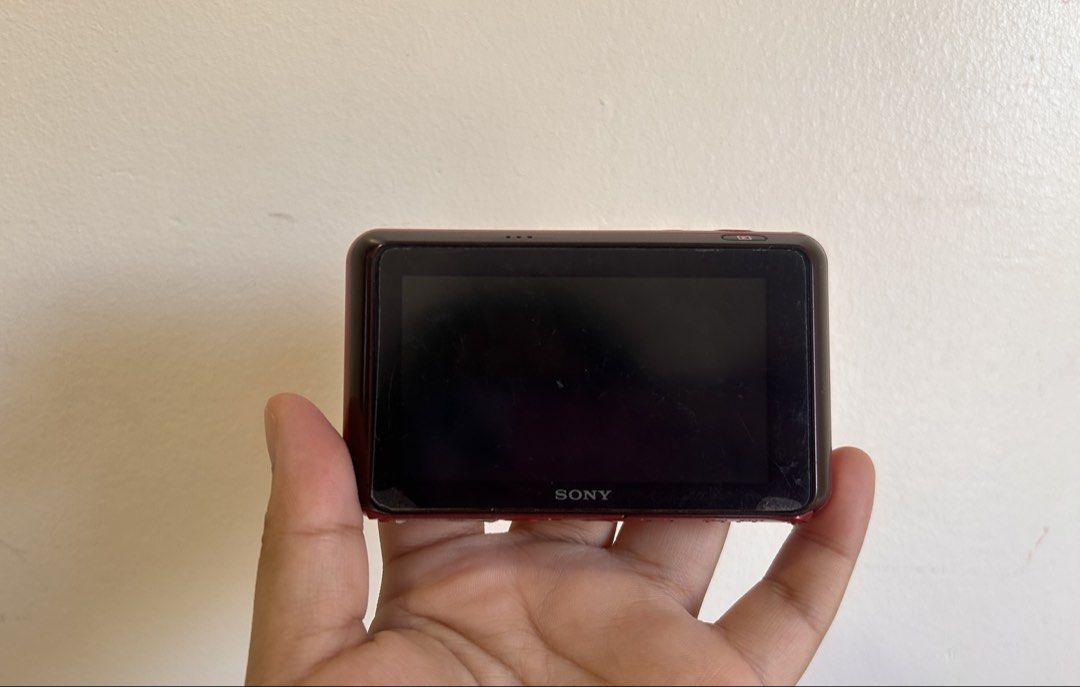 Sony Cybershot T-110 (Category: Cameras) located in Manila. Submitted by ry.sie (Listing ID 1470586822, Image 2). Description: pink sony cybershot t-110 ‧₊ ᵎᵎ 🎀⋅ ˚✮ - 💌 ₱6500 - 𝗹𝗼𝗰: manila, taft - 𝗺𝗼𝗱: lalamove/j&t/grab - first hand use + ready to use! 🧺 𝙛𝙡𝙖𝙨𝙝, 𝙯𝙤𝙤𝙢, 𝙫𝙞𝙙𝙚𝙤, 𝙖𝙪𝙙𝙞𝙤 & 𝙖𝙡𝙡 𝙗𝙪𝙩𝙩𝙤𝙣𝙨 𝙖𝙧𝙚 𝙬𝙤𝙧𝙠𝙞𝙣𝙜 𝙗𝙤𝙙𝙮 𝙘𝙤𝙣𝙙𝙞𝙩𝙞𝙤𝙣: 8/10 (minimal sign of usage; scratches—normal on second-hand) 𝗶𝗻