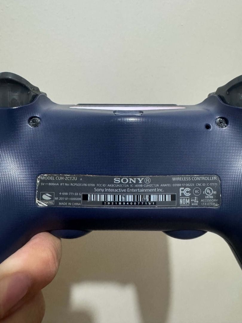 Sony DualShock 4 Wireless Controller Blue (Category: Controllers) located in Manila. Submitted by decluttering14 (Listing ID 1470672300, Image 3). Description: Authentic Sony DualShock 4 wireless controller for PS4 No Issue.