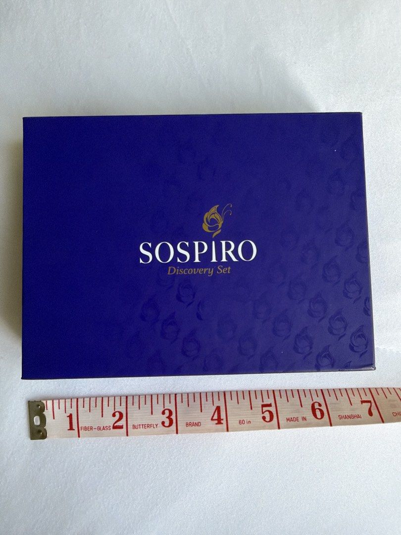 Sospiro Discovery Set 10 x 3 ml Vials Eau de Parfum (Category: Fragrance & Deodorants) located in Makati City. Submitted by cheapipie (Listing ID 1470637010, Image 2). Description: - 100% authentic Sospiro Discovery Set in blue presentation box. Great gift for collectors and fragheads. - Brand new and completely unused - Contains 10 individual 3ml eau de parfum vials (Total: 30ml) - Featured scents: Maraschino, Erba Leather, Dolce Melodia, Vibrat