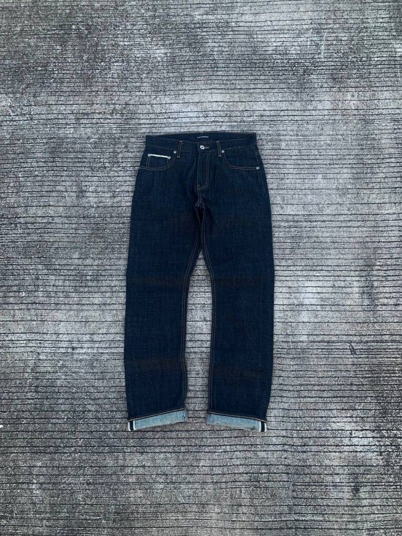 SOVERNMENT "Standard Fit" Selvedge Denim Pants (Category: Jeans) located in Minglanilla. Submitted by lhanz_qt (Listing ID 1470655803, Image 1). Description: SOVERNMENT "Standard Fit" Selvedge Denim Pants Waist 30 Length 40 Thigh 11.5 Hem 7 Issue: Like new condition Need wash Color rate and condition: 9.7/10.