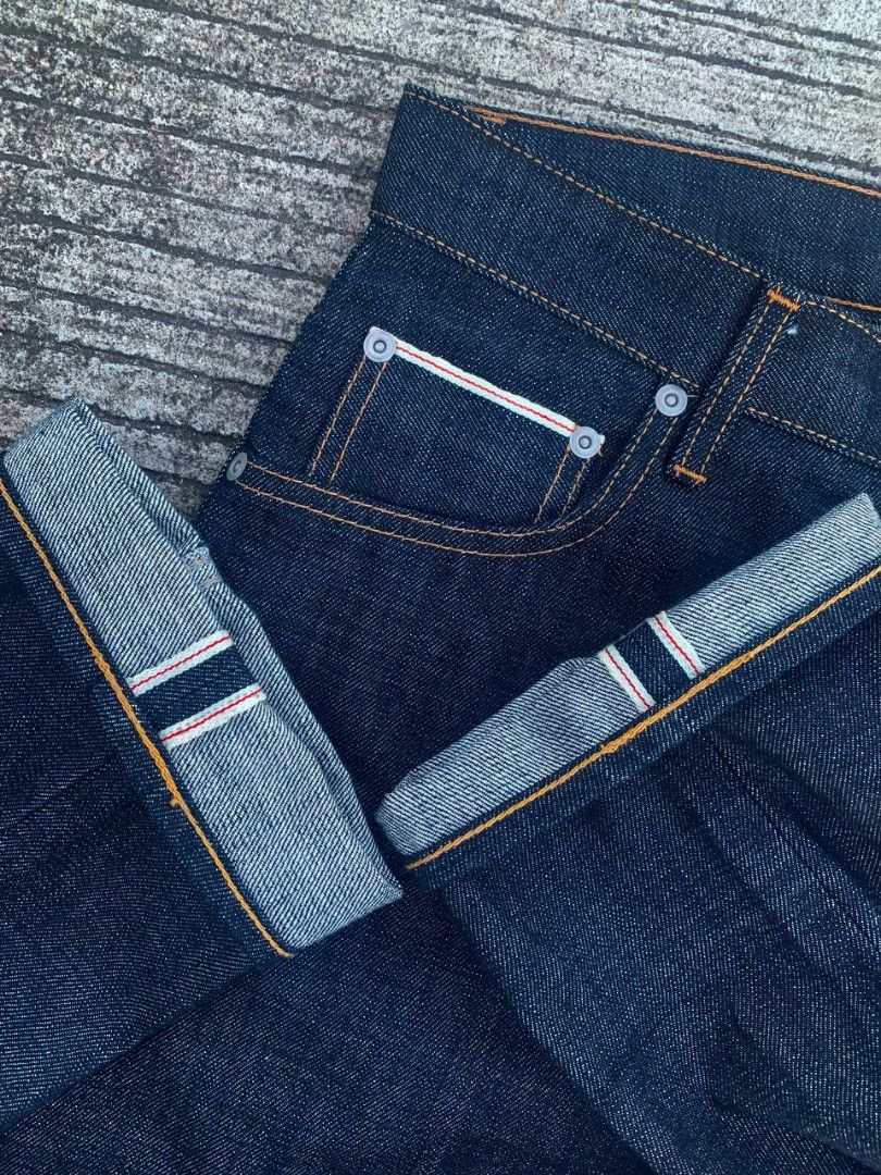 SOVERNMENT "Standard Fit" Selvedge Denim Pants (Category: Jeans) located in Minglanilla. Submitted by lhanz_qt (Listing ID 1470655803, Image 3). Description: SOVERNMENT "Standard Fit" Selvedge Denim Pants Waist 30 Length 40 Thigh 11.5 Hem 7 Issue: Like new condition Need wash Color rate and condition: 9.7/10.