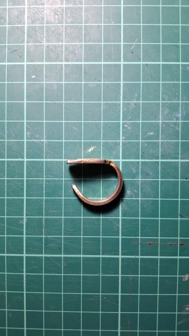Spoon/Fork Cutlery ring (Category: Rings) located in Valenzuela. Submitted by kneeko (Listing ID 1470663145, Image 2). Description: RINGS MADE FROM CUTLERY/KUBYERTOS Size (Inner Diameter) : approx. 19mm Slight staining/rusting at the corner of the main design. DIY rings from various types of cutlery sourced from ukays and surplus shops. Quality can vary, but will indicate flaws. Material is stainless steel. LAST PRICE POSTED! Colors of the item a
