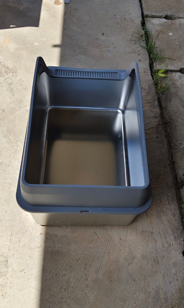 Stainless steel cat litter box, Pet Supplies, Homes & Other Pet ...