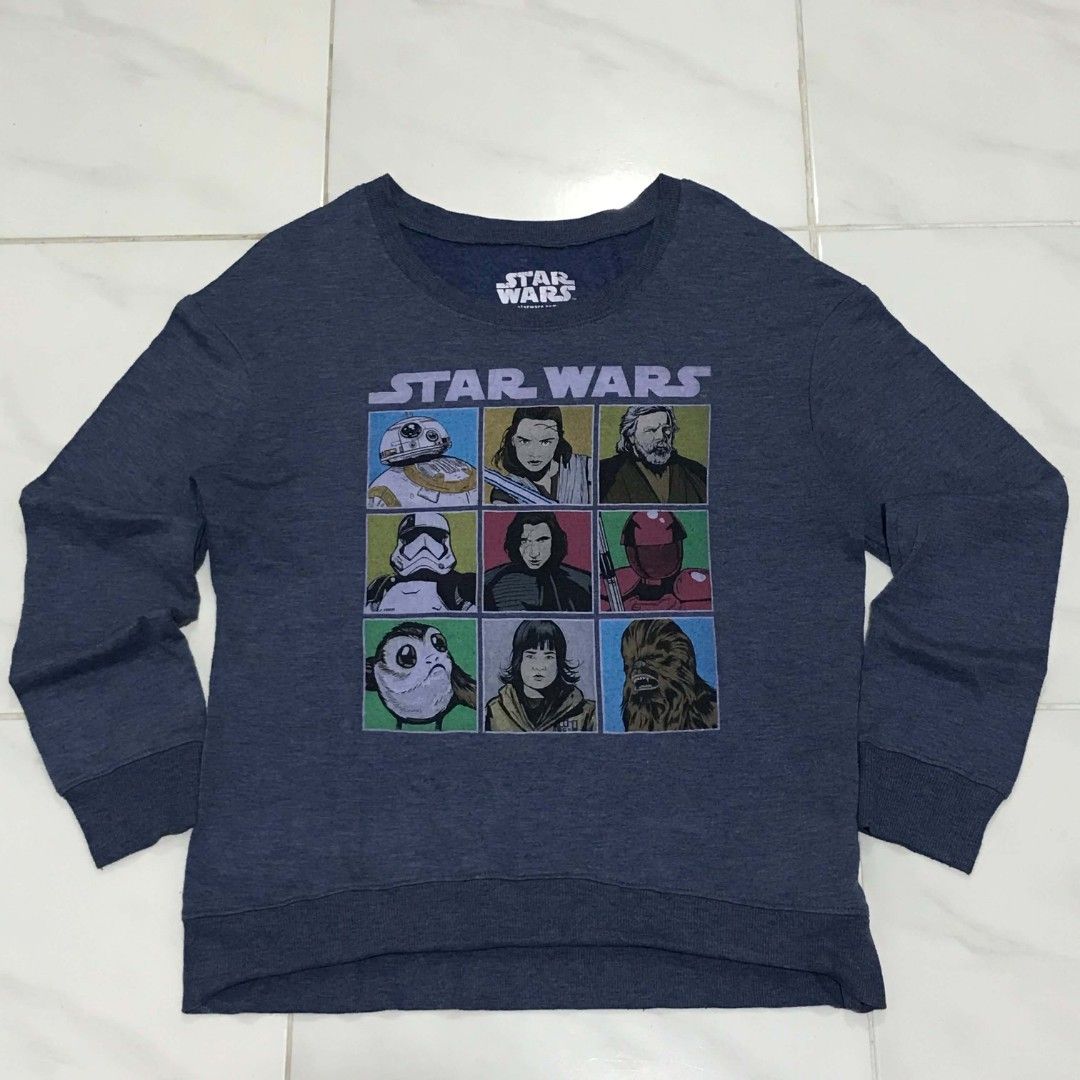 STAR WARS GRAPHIC MOVIE SWEATSHIRT MEDIUM (Category: Tshirts & Polo Shirts ) located in Cavite. Submitted by justthrift06 (Listing ID 1470667727, Image 1). Description: DIMENSION 21X28 GOOD CONDITION SHIPPING NATIONWIDE.