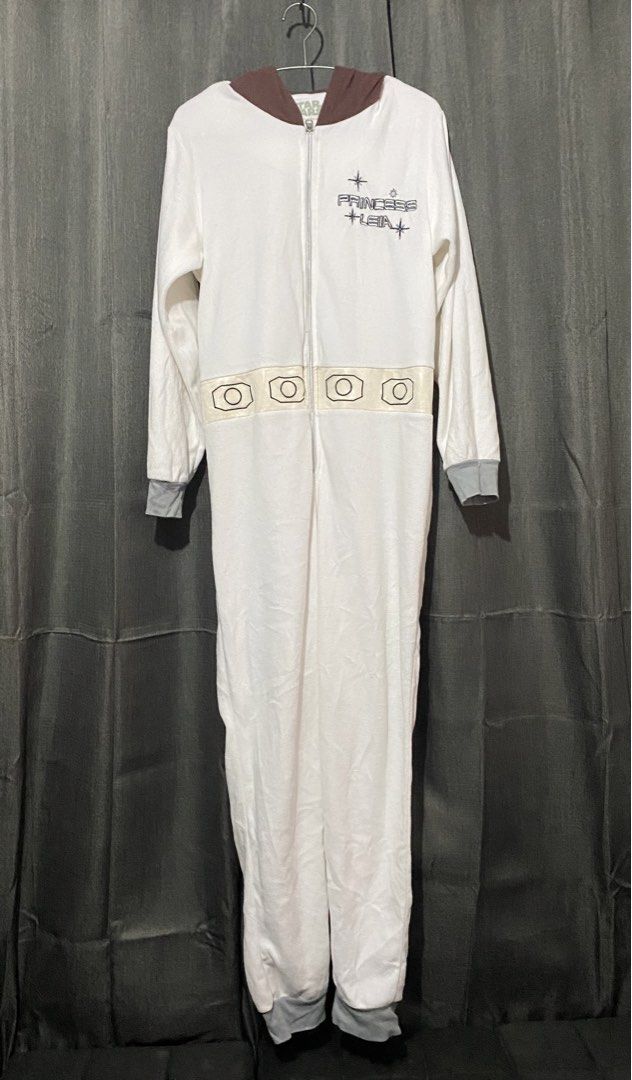 Star Wars Princess Leia Frogsuit (Category: Traditional & Ethnic wear) located in Mandaluyong City. Submitted by aiztyle (Listing ID 1470605127, Image 1). Description: Star Wars Adult Frogsuit/Onesies Princess Leia Costume Non footed Wear Hooded Small/Medium on tag Runs big Best fit Medium to Large Measurement: Bust up to 40” Waist up to 36” Length 55” Super SALE Php300.00 only.